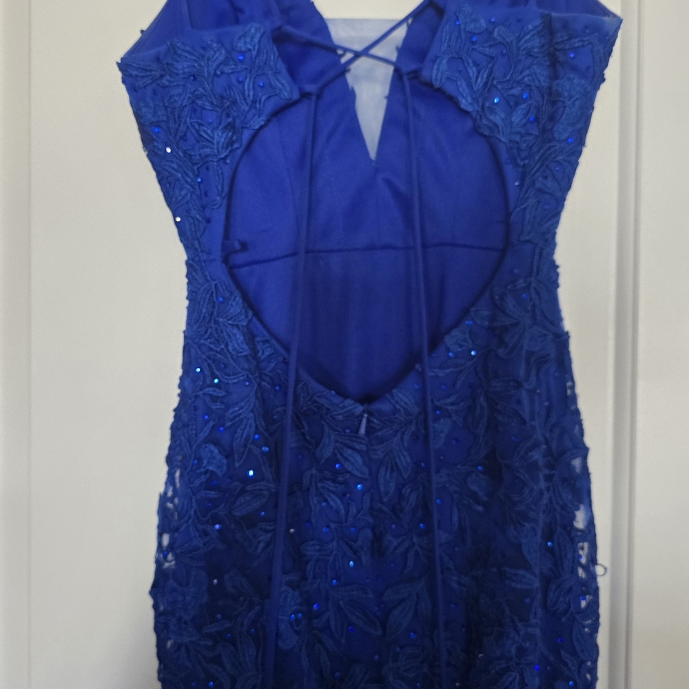Elegant Blue Lace Dress